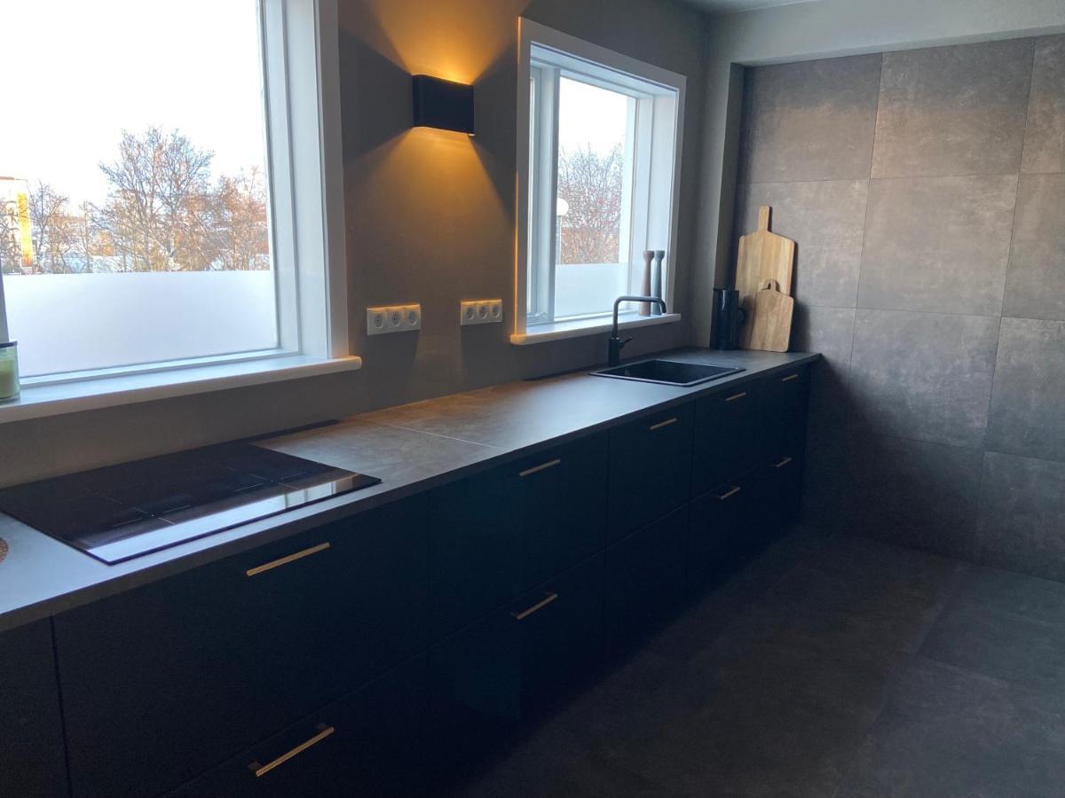 Perfectly Located 3 Bedroom Design Apartment Akureyri Buitenkant foto